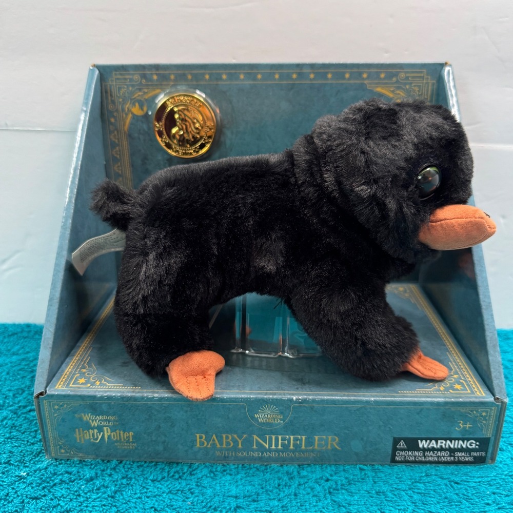 Universal Studios Harry Potter Baby Niffler Interactive Plush Sound Movement New - Picture 2 of 9